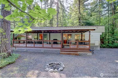 90 Christmas Tree Circle, Deming, WA 98244 - Photo 3