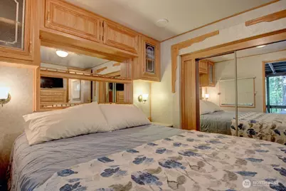 90 Christmas Tree Circle, Deming, WA 98244 - Photo 27