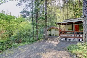 90 Christmas Tree Cir, Deming, WA 98244 - Photo 9