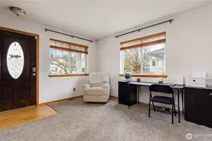 64 SW Festival Ct, Oak Harbor, WA 98277 - Photo 5