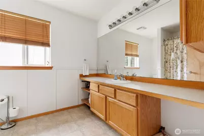 64 SW Festival Court, Oak Harbor, WA 98277 - Photo 25