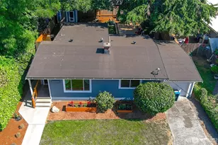 2300 NE 8th Pl, Renton, WA 98056 - Photo 1