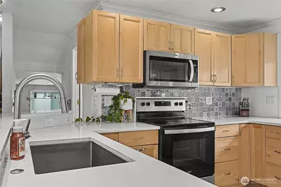 6003 Armour Loop SE, Olympia, WA 98513 - Photo 9