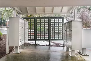 11309 NE 128th St, Kirkland, WA 98034 - Photo 27