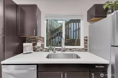 4807 180th Street SW #E103, Lynnwood, WA 98037 - Photo 5