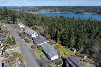 261 E Rainier Court, Allyn, WA 98524 - Photo 37