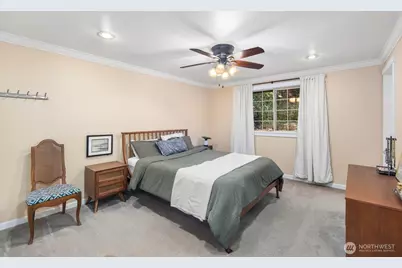 22828 Upper Dorre Don Way SE, Maple Valley, WA 98038 - Photo 15