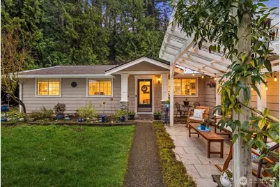 22828 Upper Dorre Don Way SE, Maple Valley, WA 98038 - Photo 3