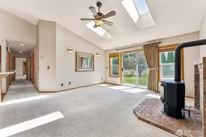 11610 45th Street E, Edgewood, WA 98372 - Photo 15