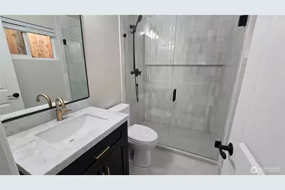 1815 116th Avenue NE, Bellevue, WA 98004 - Photo 11