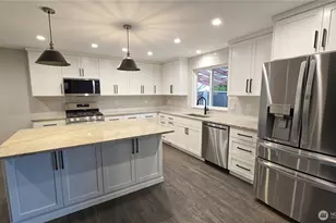 1815 116th Ave NE, Bellevue, WA 98004 - Photo 5