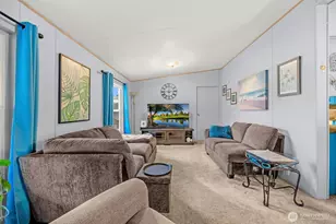 5900 64th St NE, Marysville, WA 98270 - Photo 11