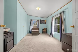 5900 64th St NE, Marysville, WA 98270 - Photo 17