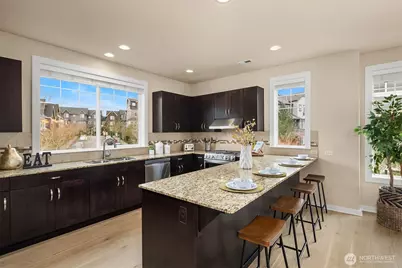 849 Third Avenue NE, Issaquah, WA 98029 - Photo 7