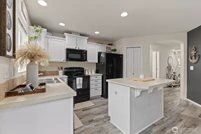 4405 E Roosevelt Avenue, Tacoma, WA 98404 - Photo 7