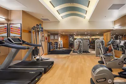 10610 NE 9th Place #1605, Bellevue, WA 98004 - Photo 31