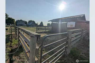 17506 State Route 536, Mount Vernon, WA 98273 - Photo 13