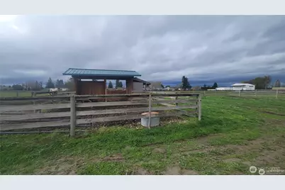 17506 State Route 536, Mount Vernon, WA 98273 - Photo 5