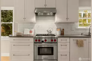 1724 31st Ave, Seattle, WA 98122 - Photo 9