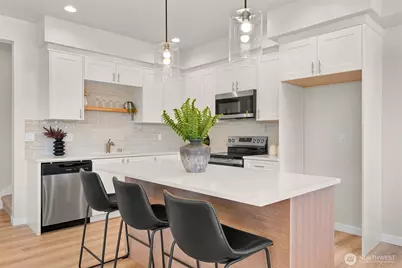 710 F and S Grade Rd #B, Sedro-Woolley, WA 98284 - Photo 9