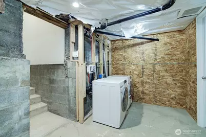 1210 NE 95th Street #B, Seattle, WA 98115 - Photo 9