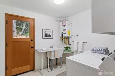 8125 186th Street SW, Edmonds, WA 98026 - Photo 31