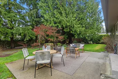 8125 186th Street SW, Edmonds, WA 98026 - Photo 37