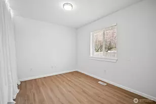14721 147th St E, Orting, WA 98360 - Photo 11