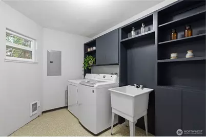 14651 NE 40th Street #C1, Bellevue, WA 98007 - Photo 17