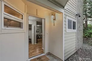 14651 NE 40th St, Bellevue, WA 98007 - Photo 3