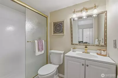14651 NE 40th Street #C1, Bellevue, WA 98007 - Photo 13