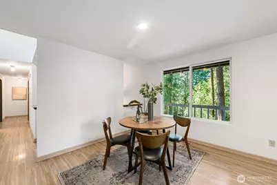 2014 193rd Avenue SE, Sammamish, WA 98075 - Photo 11