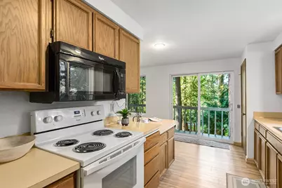 2014 193rd Avenue SE, Sammamish, WA 98075 - Photo 9