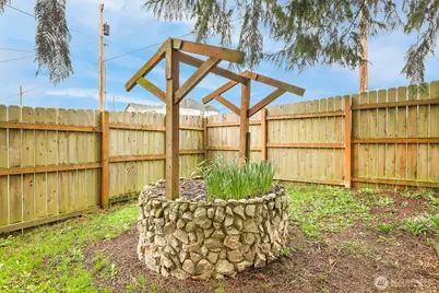 2001 State Street, Everett, WA 98201 - Photo 31