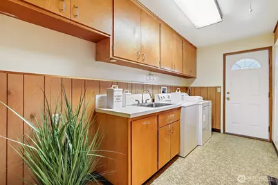 2001 State Street, Everett, WA 98201 - Photo 25