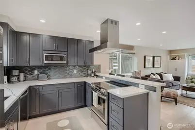 12534 C 5th Avenue NE, Seattle, WA 98125 - Photo 7