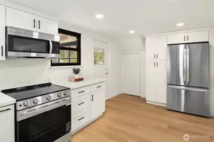 11726 10th Ave S, Seattle, WA 98168 - Photo 9