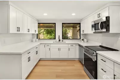 11726 10th Avenue S, Seattle, WA 98168 - Photo 11