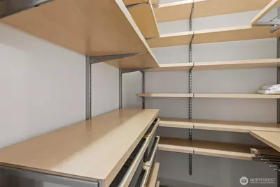 300 110th Avenue NE #515, Bellevue, WA 98004 - Photo 11