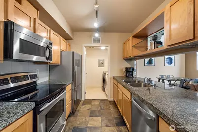 300 110th Avenue NE #515, Bellevue, WA 98004 - Photo 7