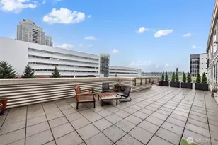 300 110th Ave NE, Bellevue, WA 98004 - Photo 15