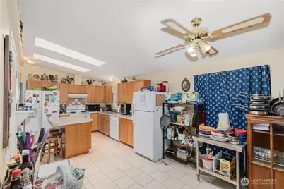 201 W Oakview Avenue #15, Centralia, WA 98531 - Photo 5