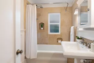 5233 S Orchard Terrace, Seattle, WA 98118 - Photo 13