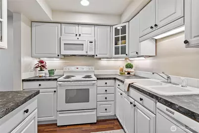 600 S State Street #204, Bellingham, WA 98225 - Photo 15