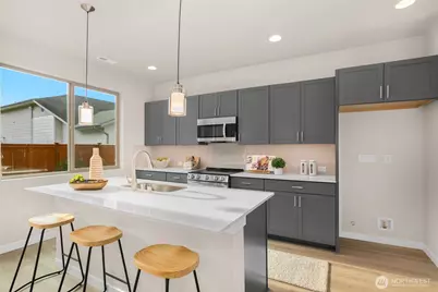 12504 SE 256th Place #9, Kent, WA 98030 - Photo 7