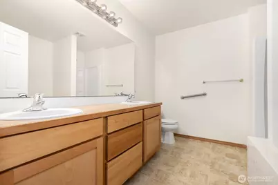 923 Sarah Ct NW, Olympia, WA 98502 - Photo 21