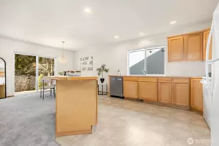 923 Sarah Ct NW, Olympia, WA 98502 - Photo 9