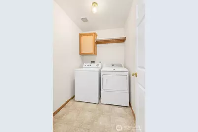 923 Sarah Ct NW, Olympia, WA 98502 - Photo 31