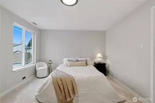 925 S 310th Pl, Federal Way, WA 98003 - Photo 13