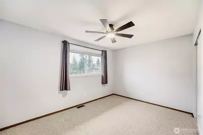 25403 Cumberland Way, Black Diamond, WA 98010 - Photo 19